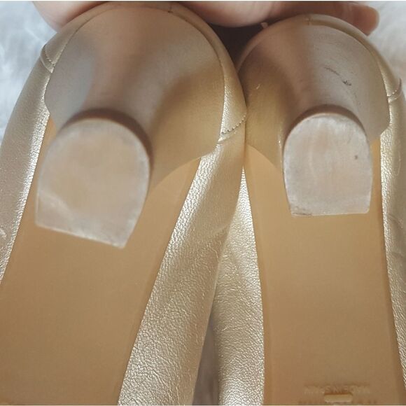 Stuart Weitzman Vintage Heels Pumps Gold Elastic Top Trim Block Heel Size 7.5 - Picture 6 of 16